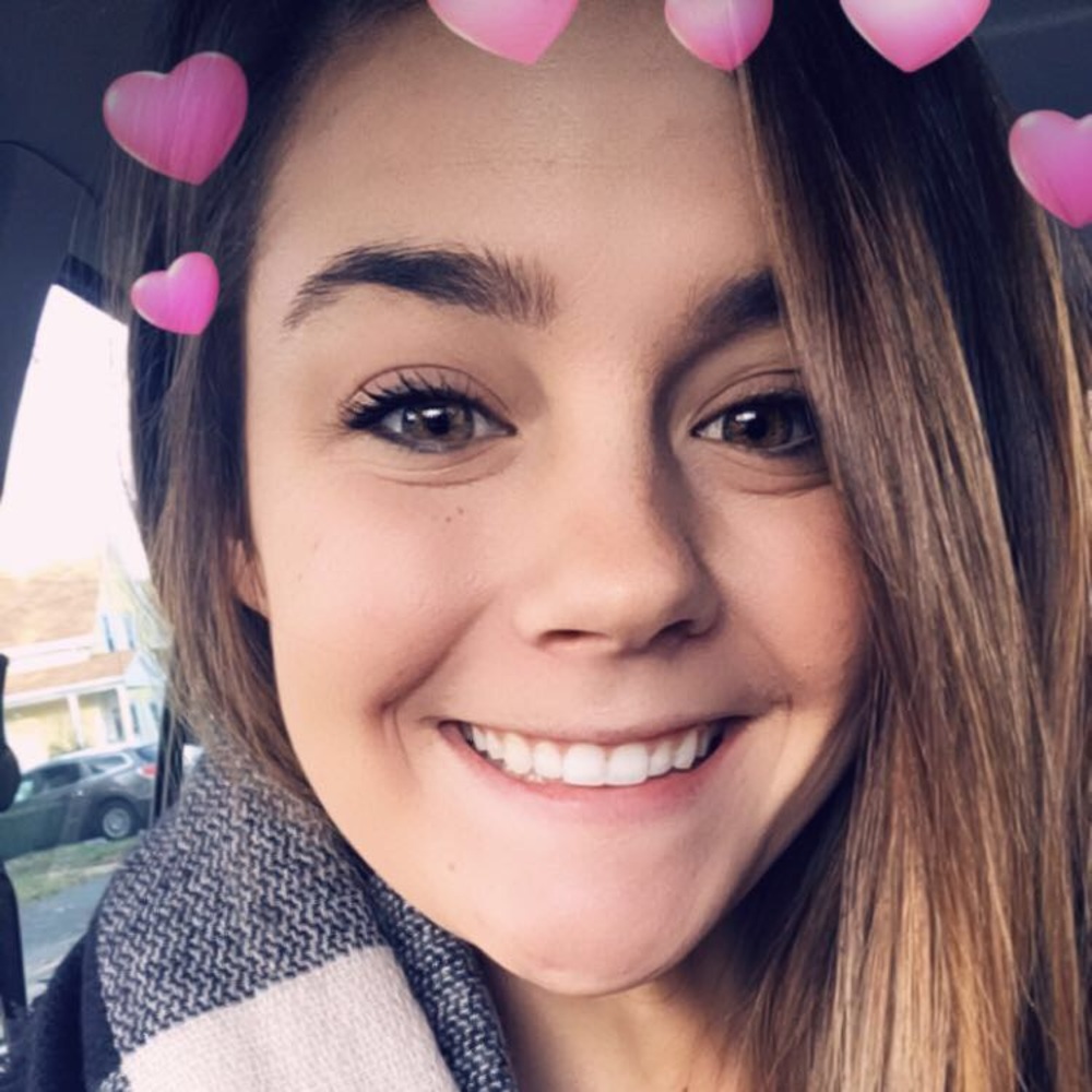 Meet your Posher, Danielle